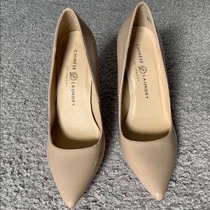 NEW❗️Chinese Laundry Nude Closed-Toe Heels